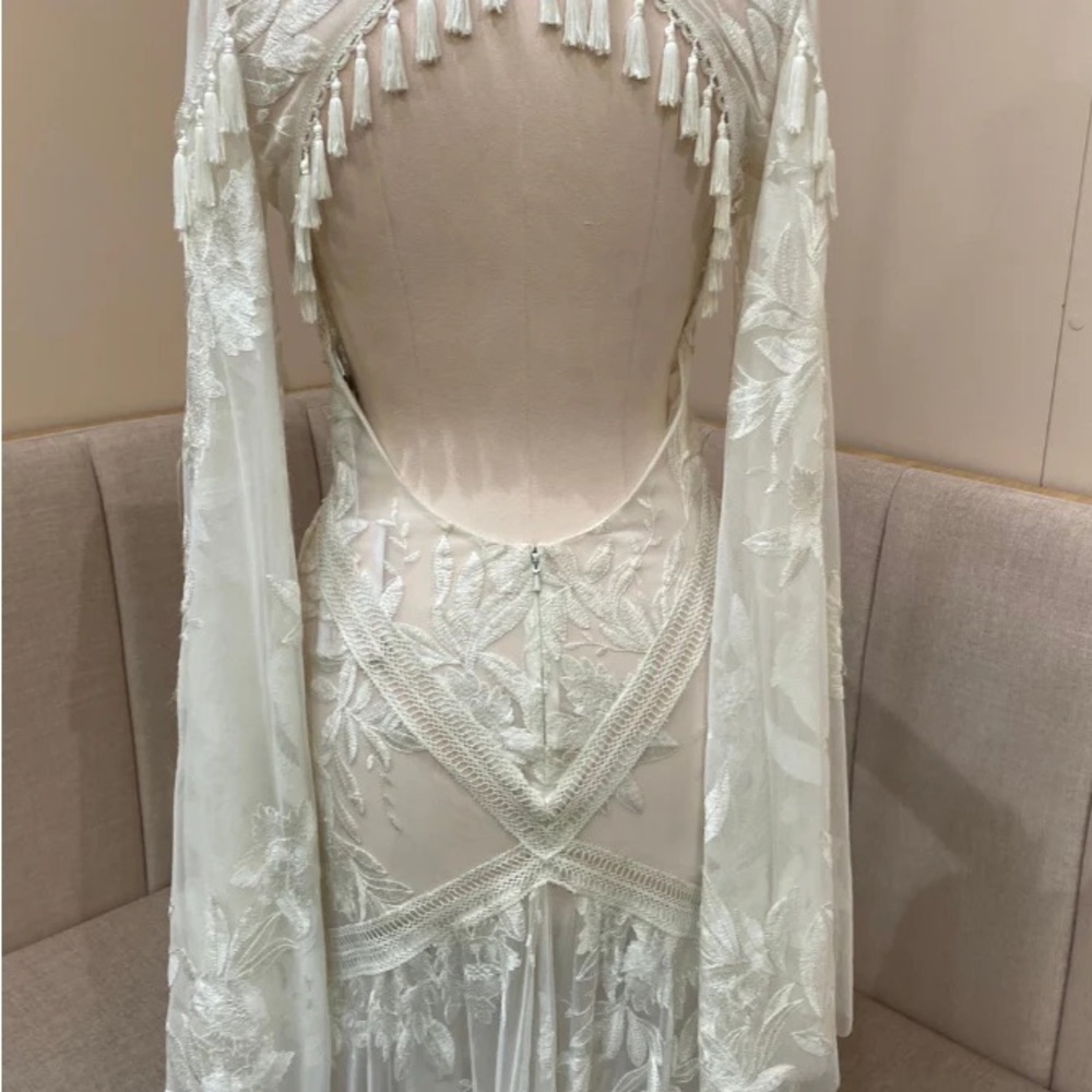 Rue De Seine Aegean Gown - Picture 6 of 6